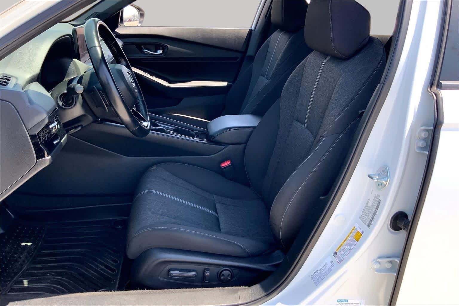 Used 2023 Platinum White Pearl Honda Sport image 8
