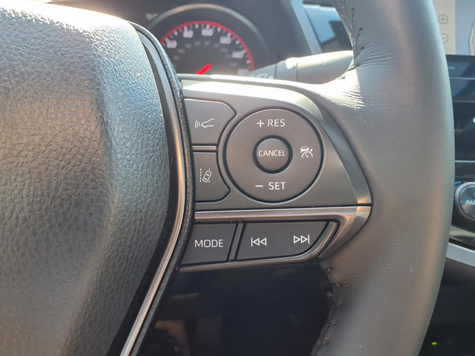 2024 Toyota Camry XSE - Photo 17