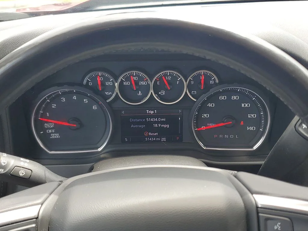 Used 2019 Red Chevrolet RST image 28