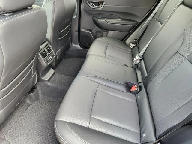 New 2026 ICE SILVER METALLIC Subaru Touring XT image 23