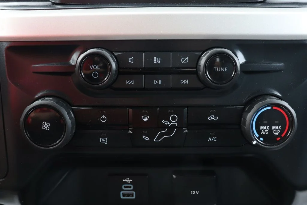 Used 2024 White Ford XL image 17
