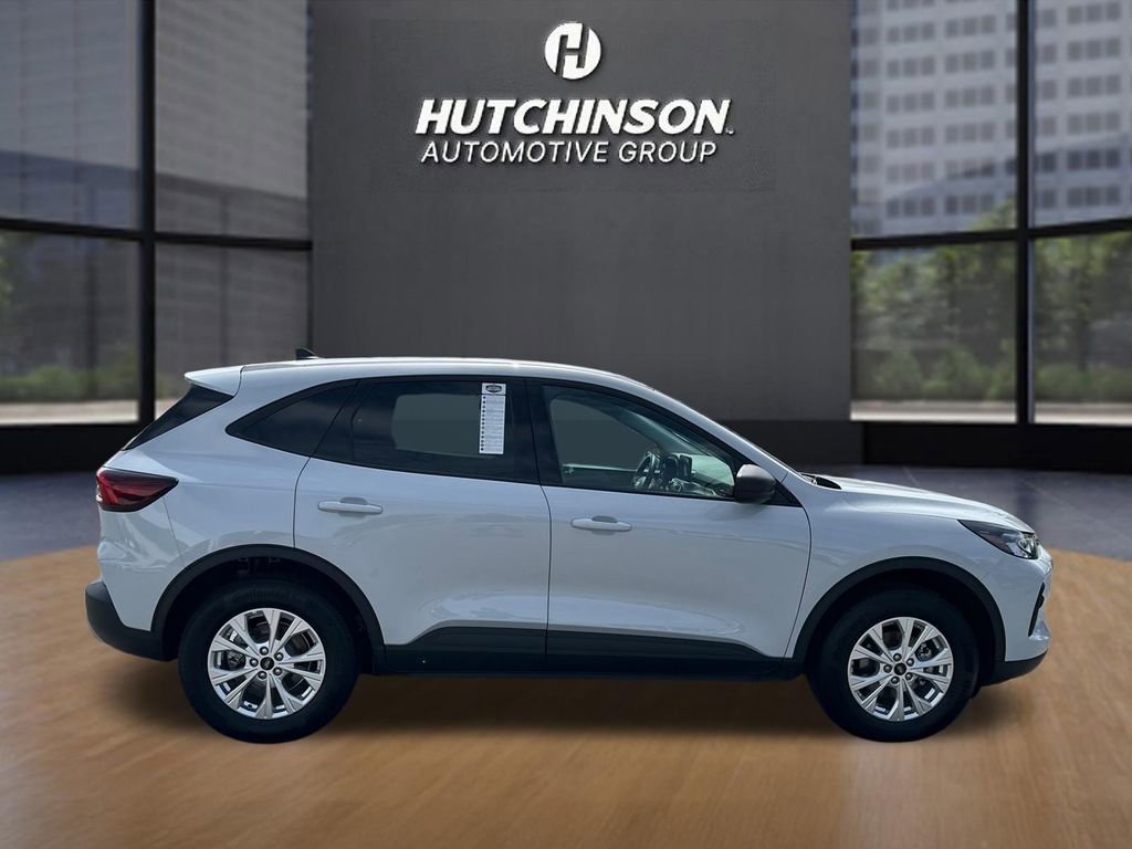 Used 2025 Silver Ford Active image 8