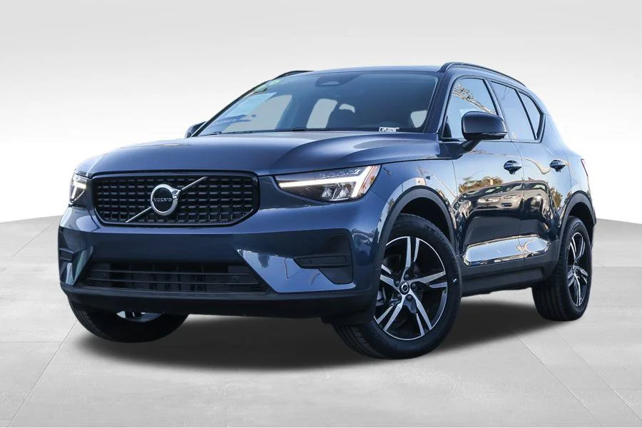 2026 Volvo XC40