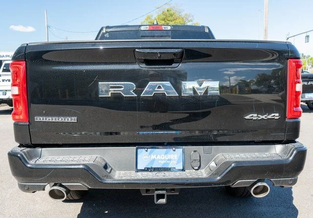 New 2026 Diamond Black Crystal Pearl-Coat Exterior Paint RAM Big Horn/Lone Star image 6