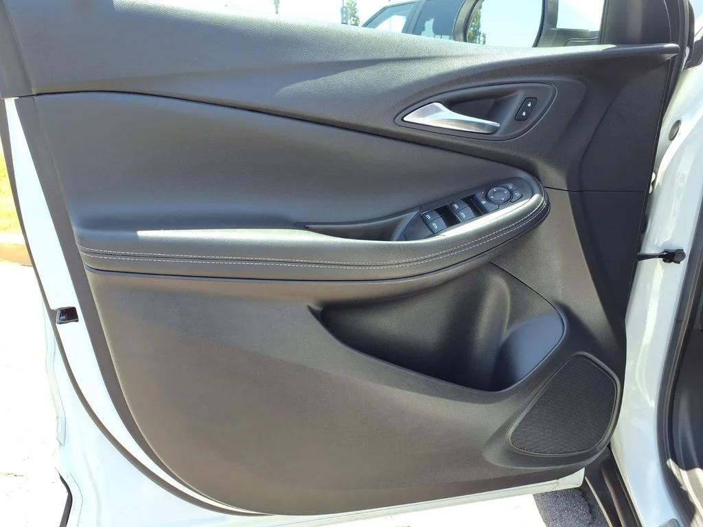 Used 2023 White Buick Preferred image 22