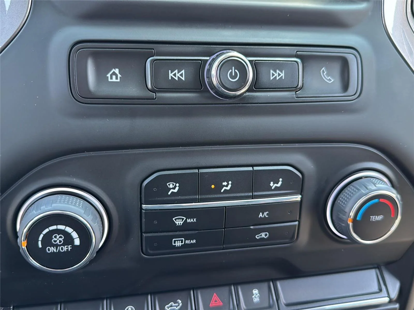 Used 2023 Glacier Blue Metallic Chevrolet Custom image 21