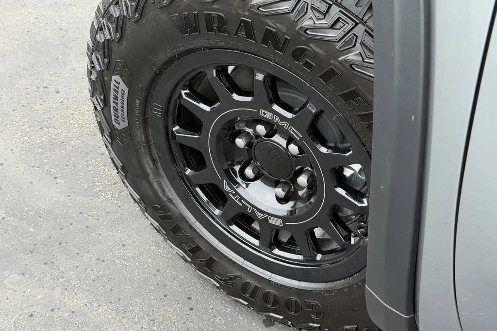 New 2026 Sterling Metallic GMC AT4X image 11