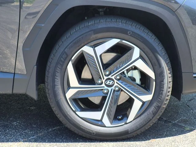 Certified Used 2024 Gray Hyundai SEL image 9