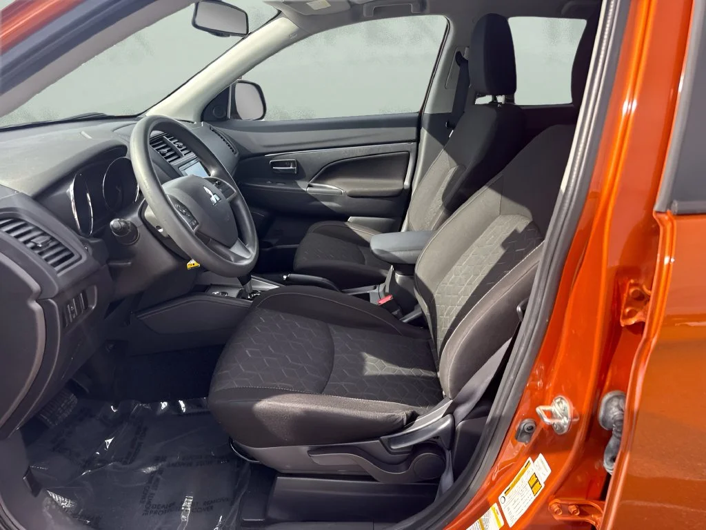 Used 2024 Orange Mitsubishi 2.0 ES image 8