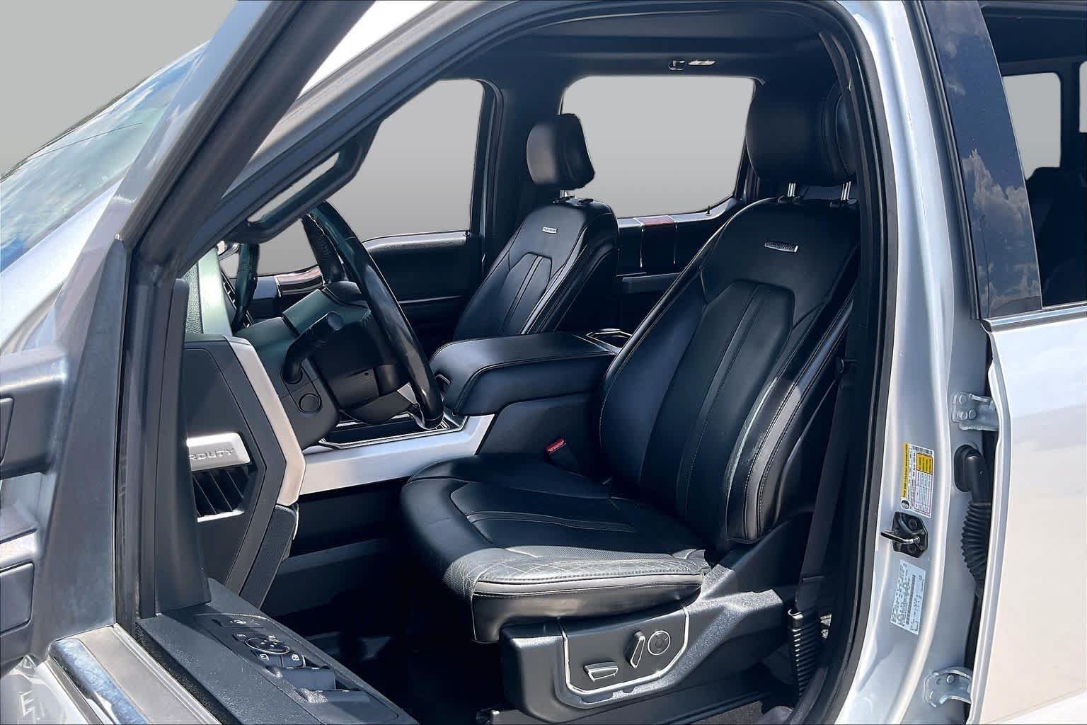 Used 2017 Ingot Silver Ford Platinum image 8