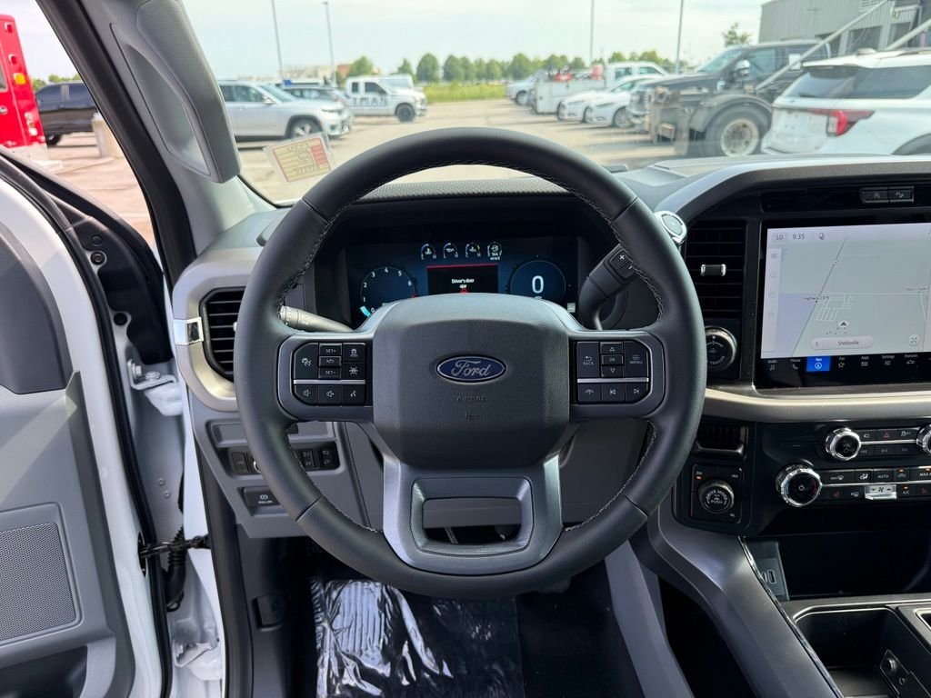 New 2026 Oxford White Ford XLT image 14