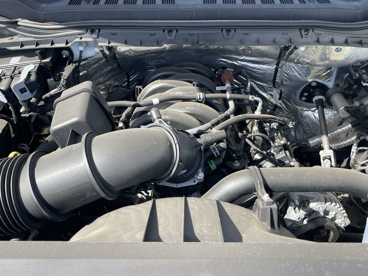 New 2024 Oxford White Ford XL image 27