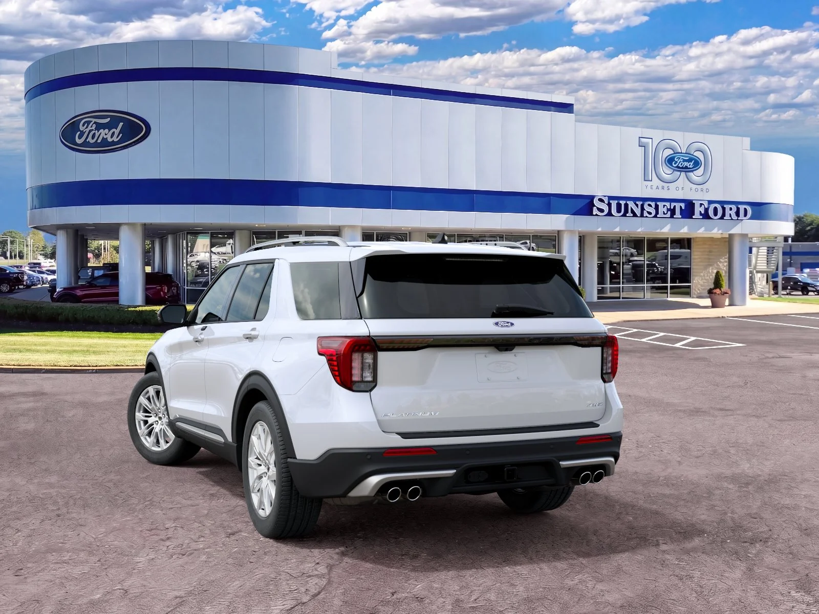 New 2027 Star White Metallic Tri-Coat Ford Platinum® image 8