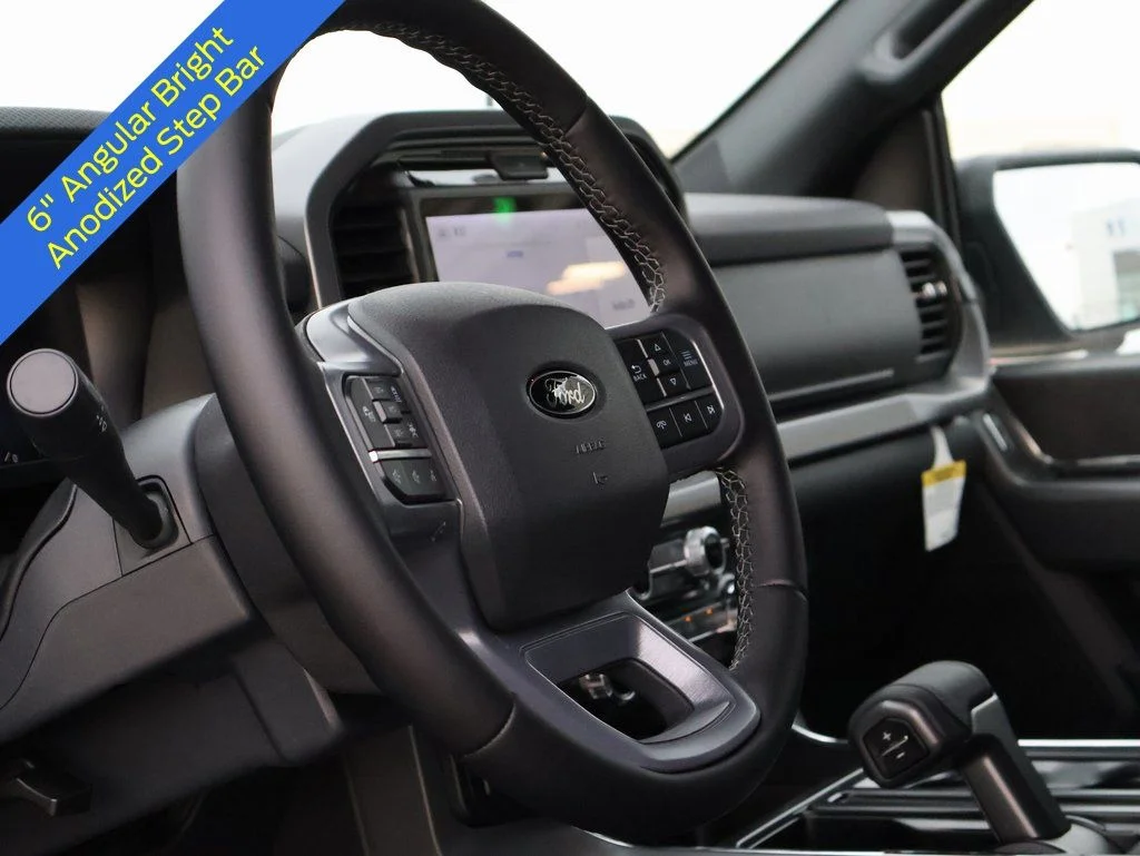 2025 Ford F-150 XLT - Photo 25