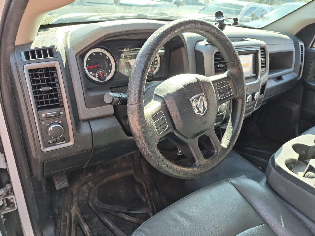 Used 2015 Bright White Clearcoat Ram Tradesman image 13