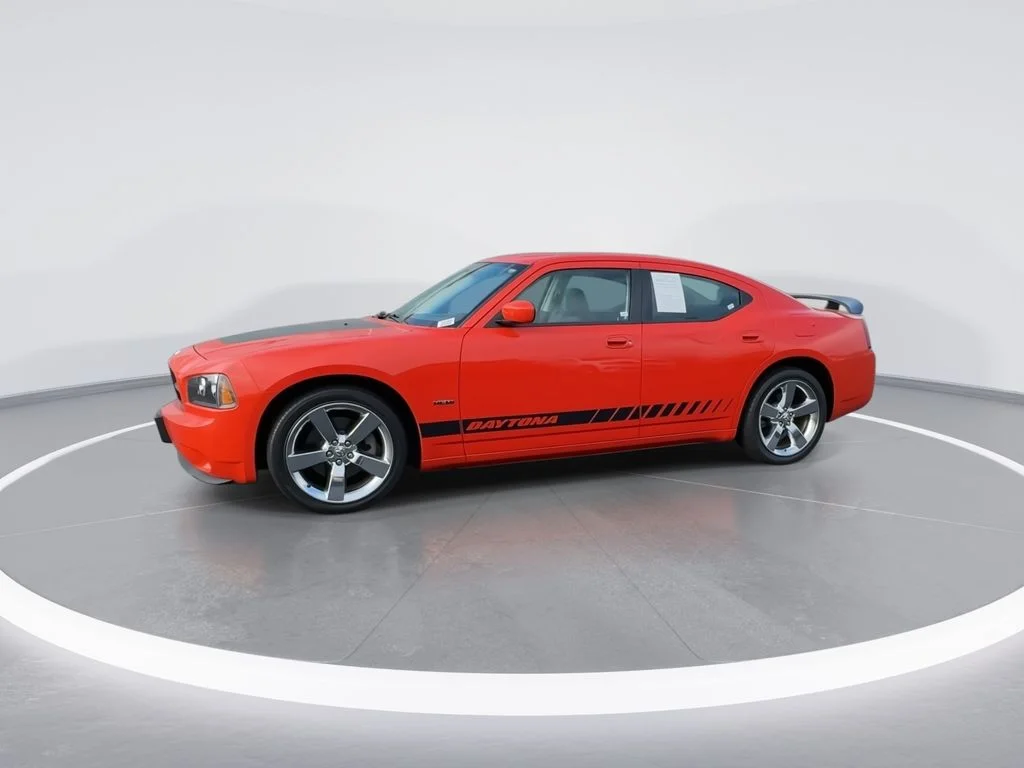 Used 2008 Orange Dodge R/T image 4
