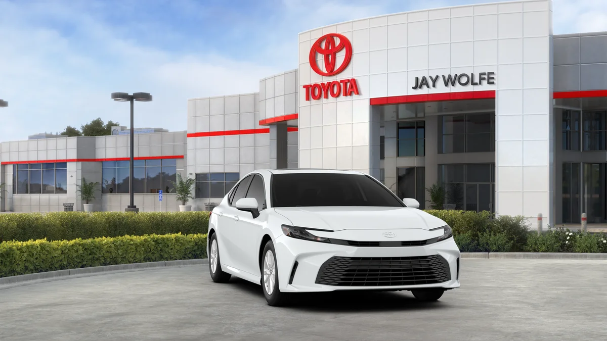 New 2026 Ice Cap Toyota LE image 16