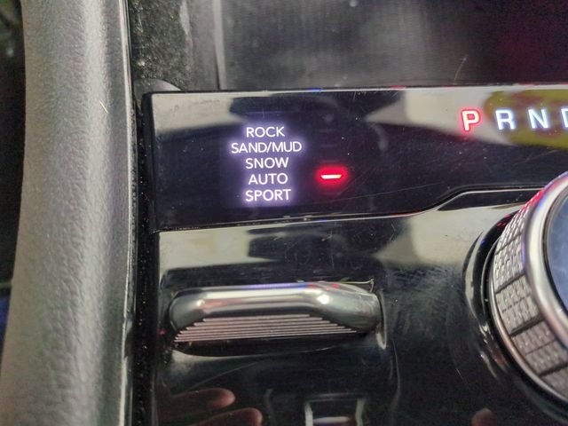 Certified Used 2022 White Jeep Overland image 31