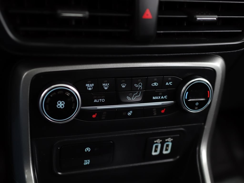 Used 2020 Gray Ford SES image 15