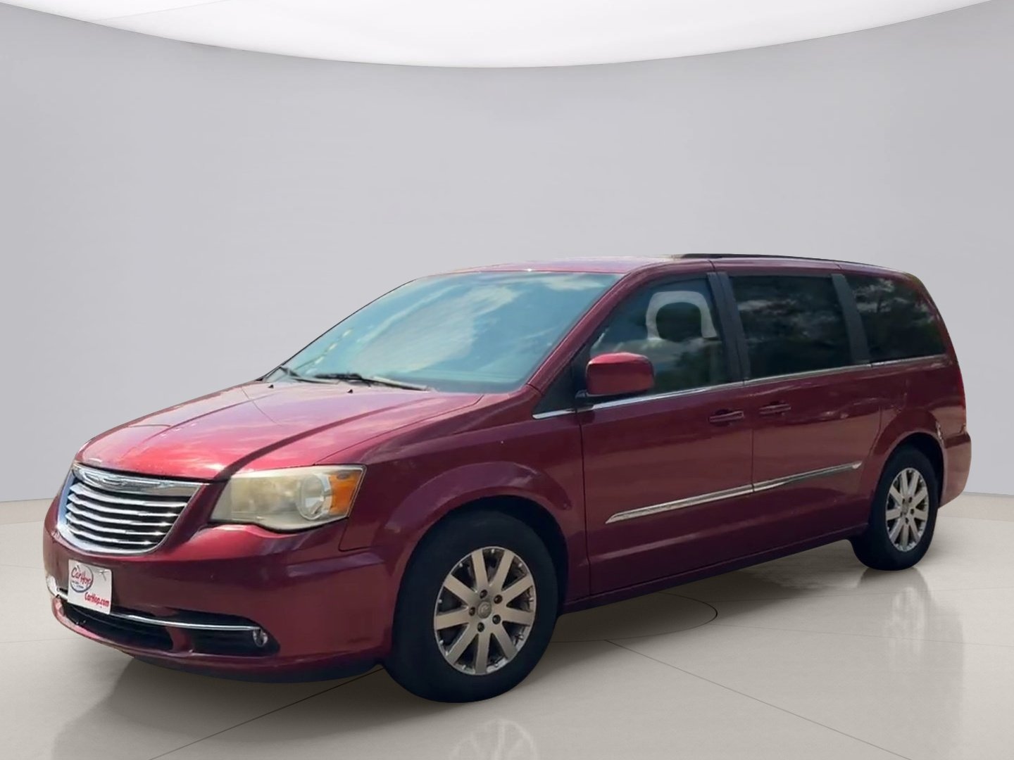 2014 Chrysler Town & Country Touring's photo