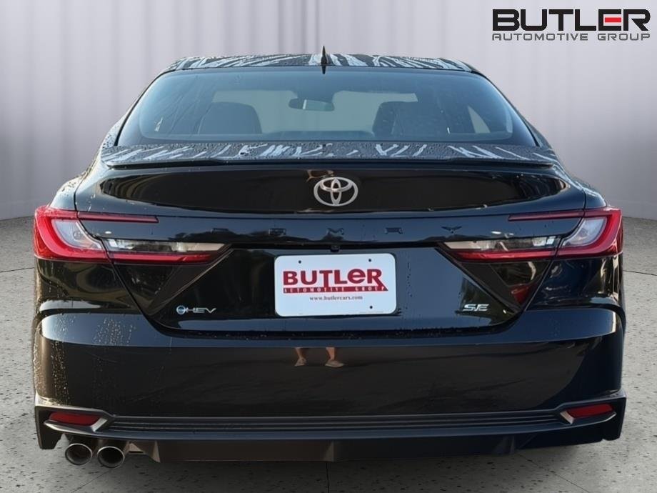 New 2026 Midnight Black Metallic Toyota SE image 5