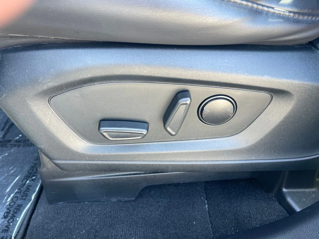 Used 2021 Silver Ford XLT image 20
