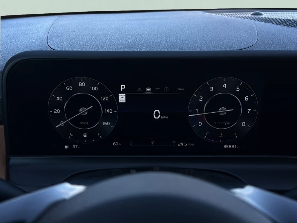 Used 2024 Snow White Pearl Kia SX image 23