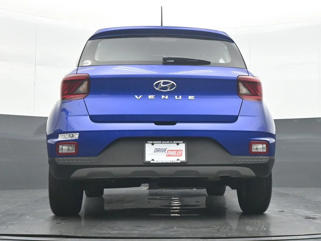 Used 2025 Blue Hyundai SEL image 29