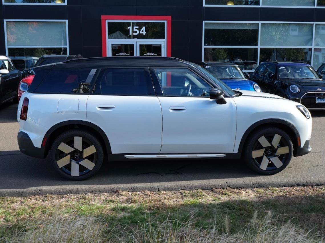 2026 MINI Countryman S - Photo 9