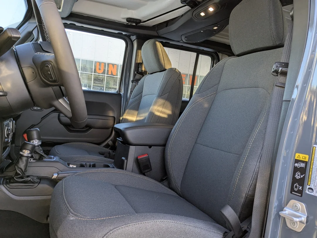 New 2026 Dark blue Jeep Sport S - - 4x4 - Safety Group - LED Lighting Group - Heated Seats & Steering & More! image 13