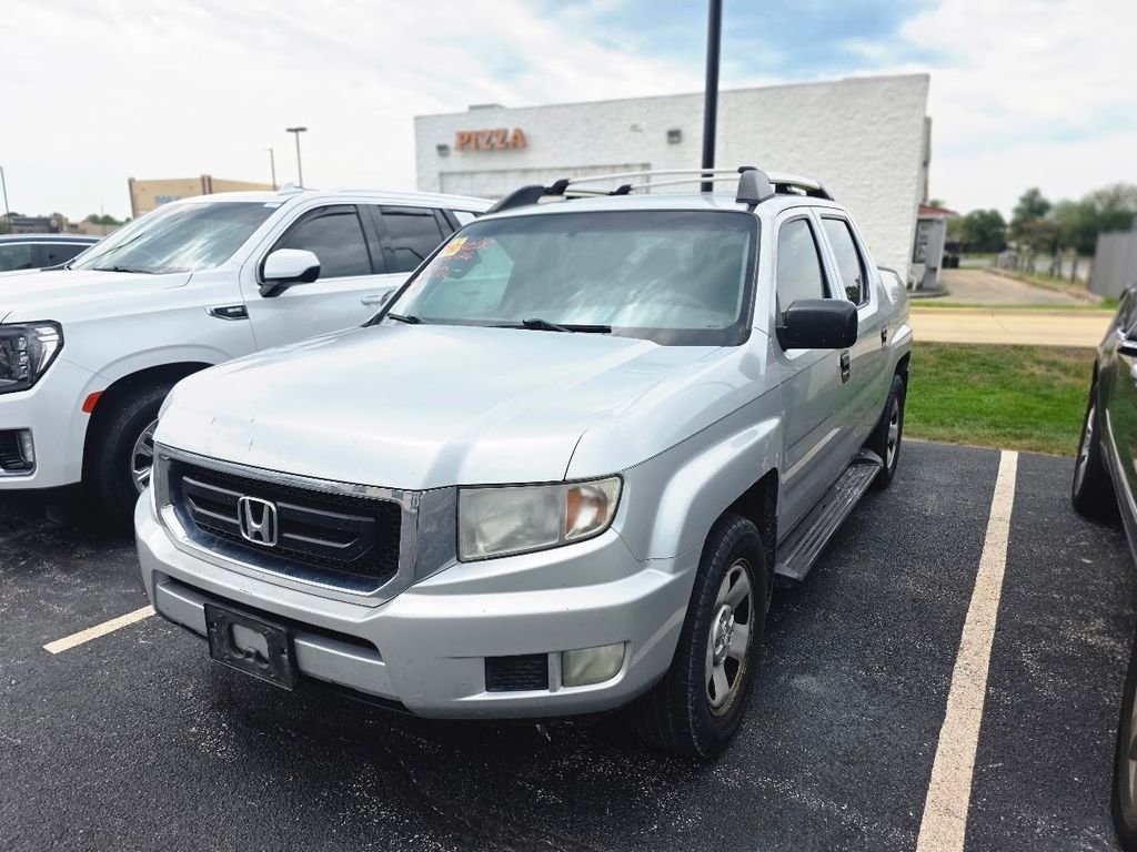 Used 2009 Silver Honda RT image 2