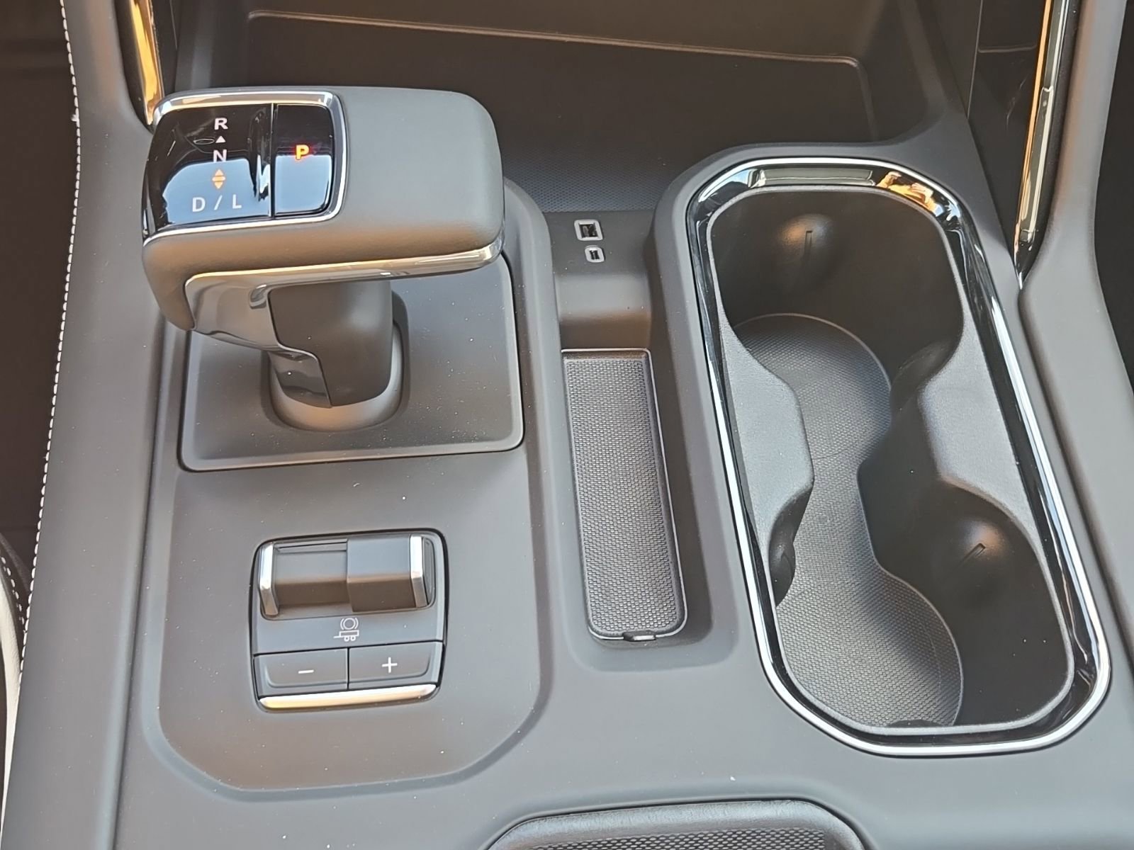 2026 GMC Sierra 1500 AT4X - Photo 48
