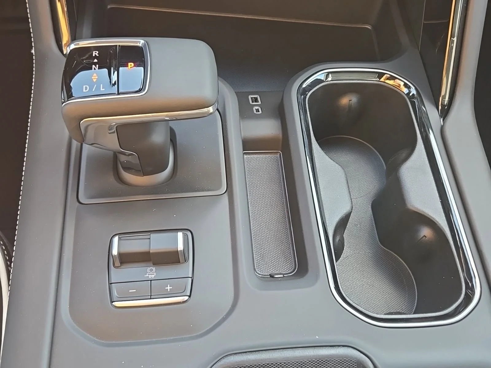 2026 GMC Sierra 1500 AT4X - Photo 48