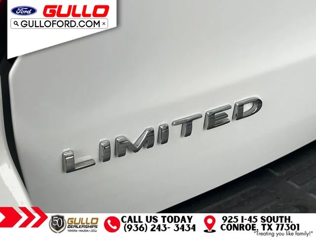 Certified Used 2022 Oxford White Ford Limited image 6