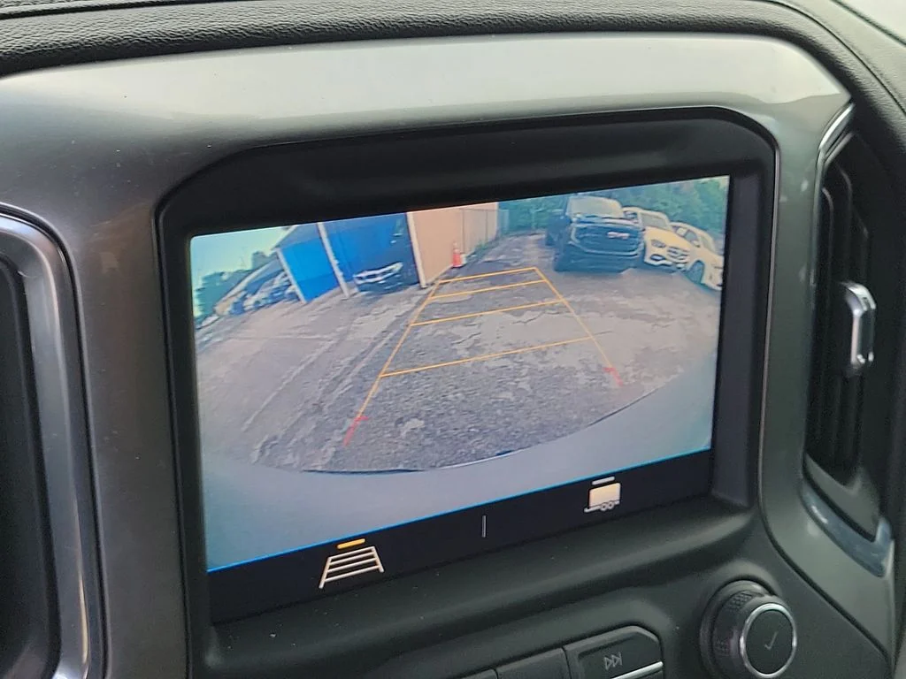 Used 2019 Silver Chevrolet RST image 31