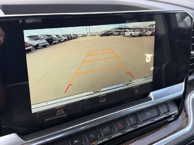 New 2026 White GMC Elevation image 19