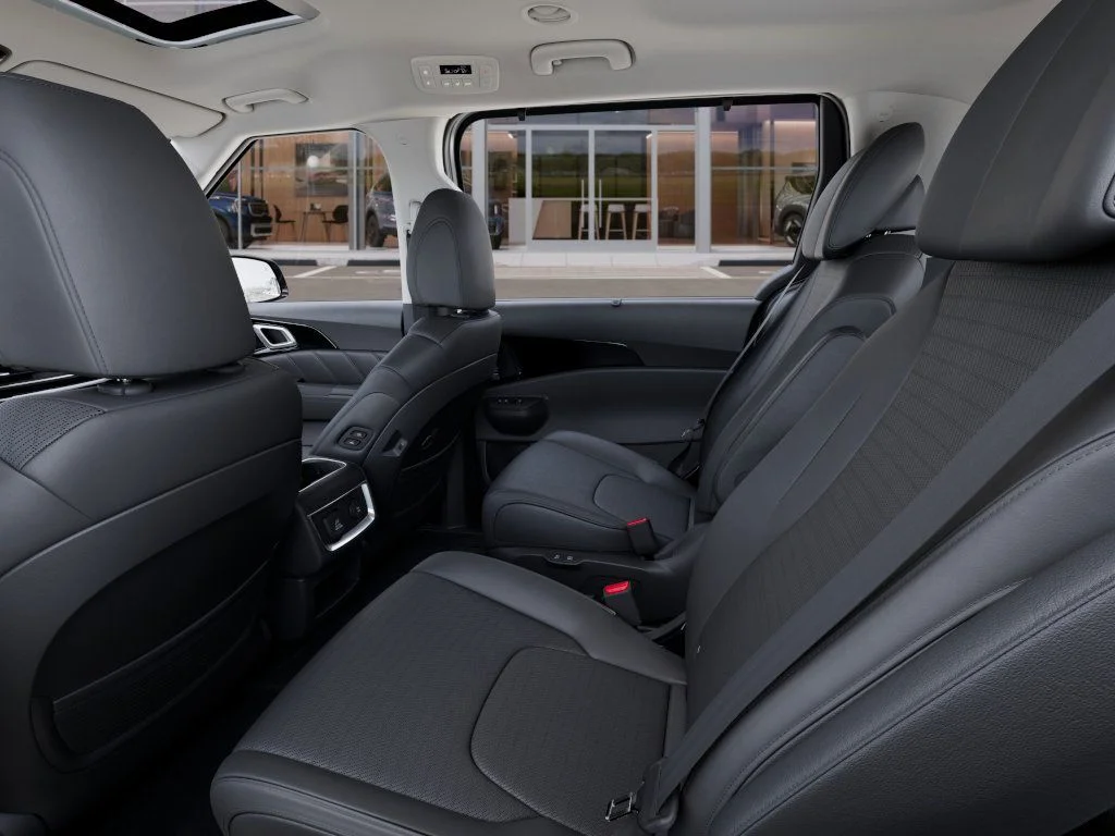 New 2026 Ceramic Silver Kia SX Prestige image 18