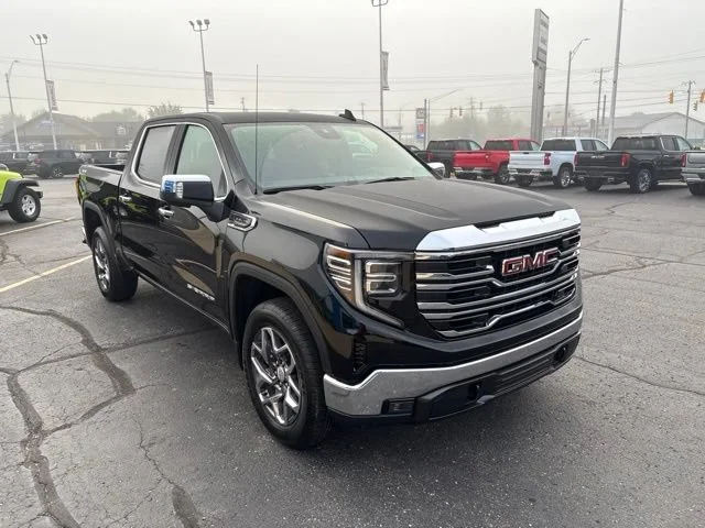 2026 GMC Sierra 1500 SLT - Photo 10