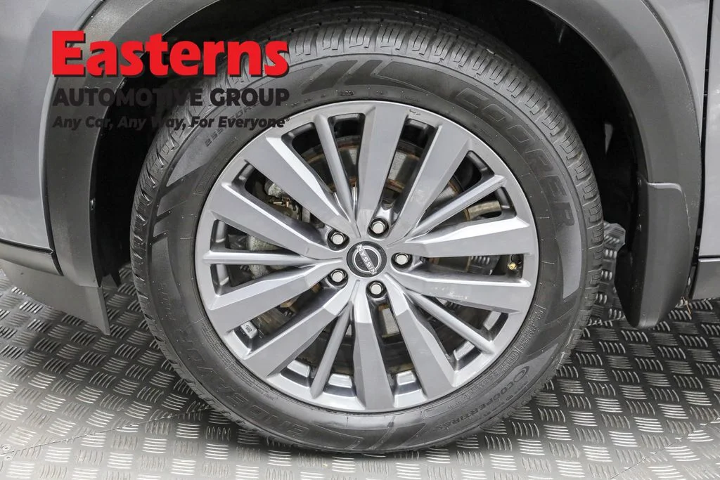 Used 2023 Gray Nissan SL image 31