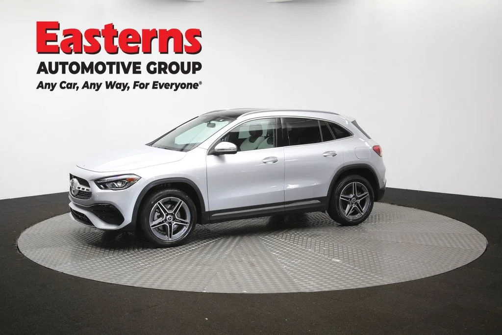 Used 2022 Silver Mercedes-Benz GLA 250 image 59