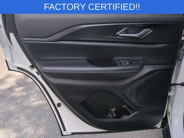 Used 2023 White Jeep Altitude X image 27