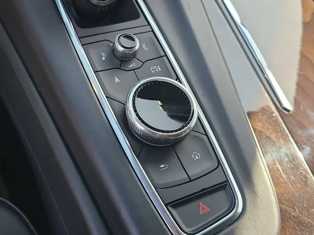 Used 2021 BLACK RAVEN Cadillac Sport Platinum image 33
