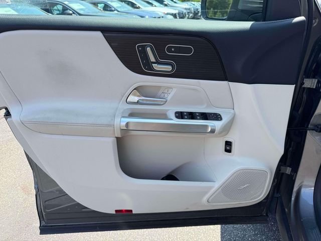 Used 2026  Mercedes-Benz GLB 250 image 18
