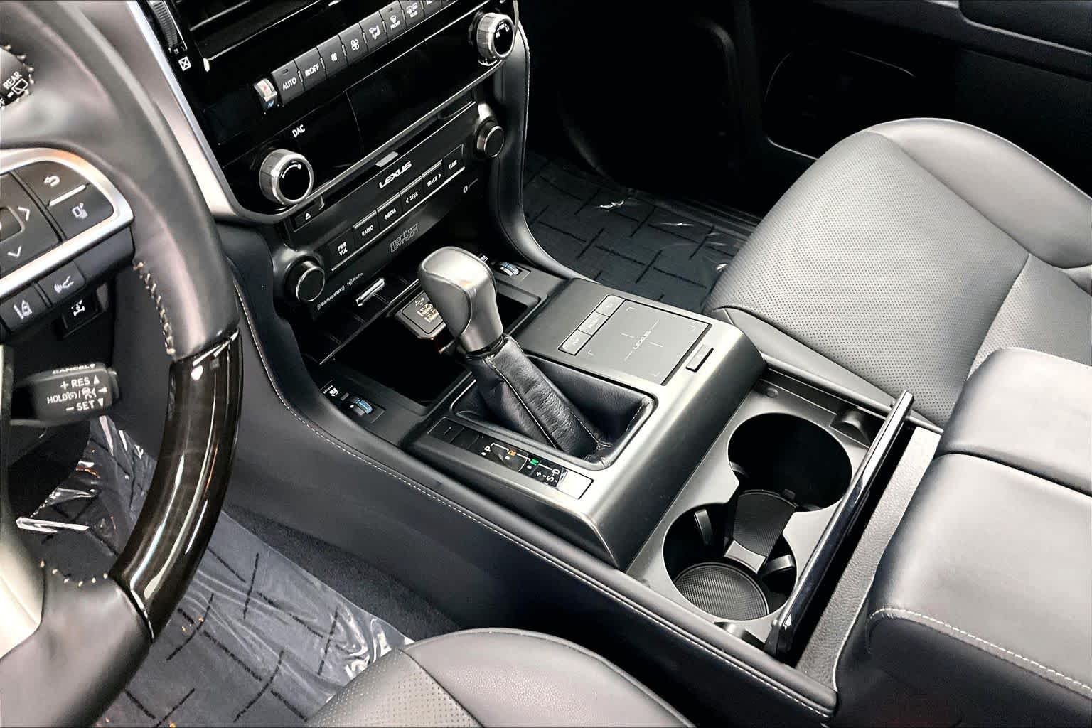 2023 Lexus GX PREMIUM - Photo 17