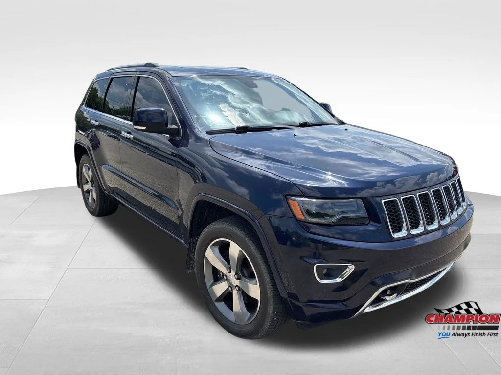 Used 2015 Blue Jeep Overland image 7