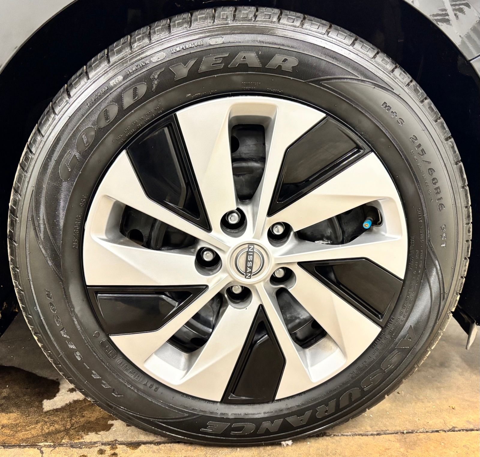 Used 2024 Black Nissan 2.5 S image 8