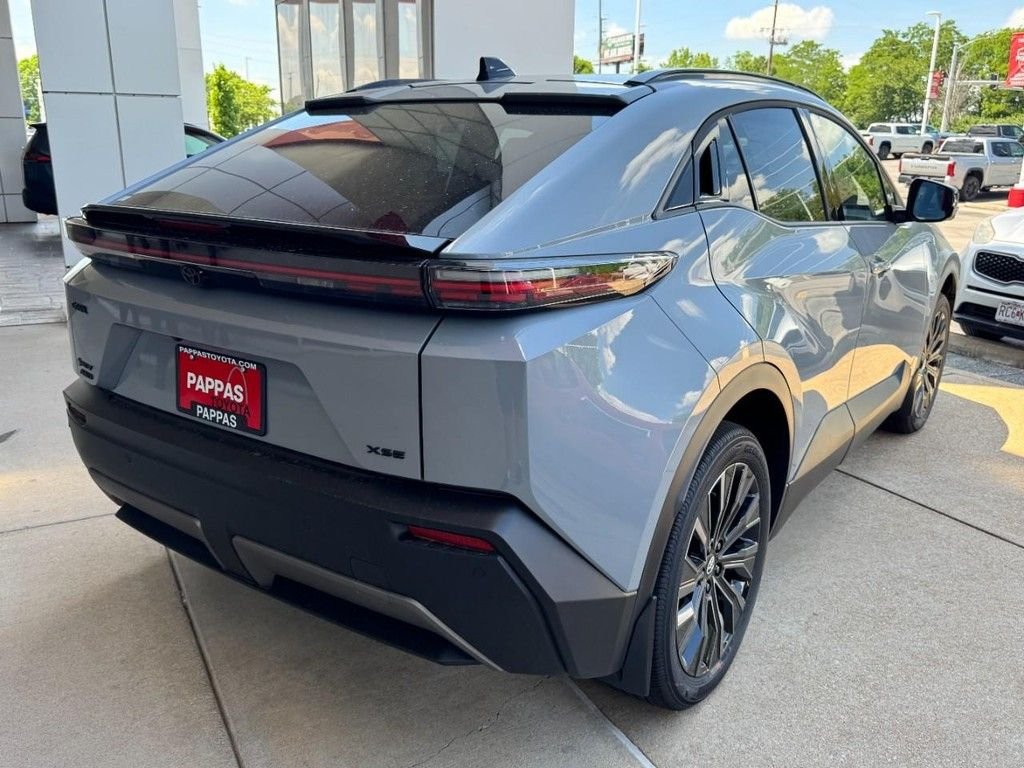 New 2026 Cement Toyota  XSE image 3