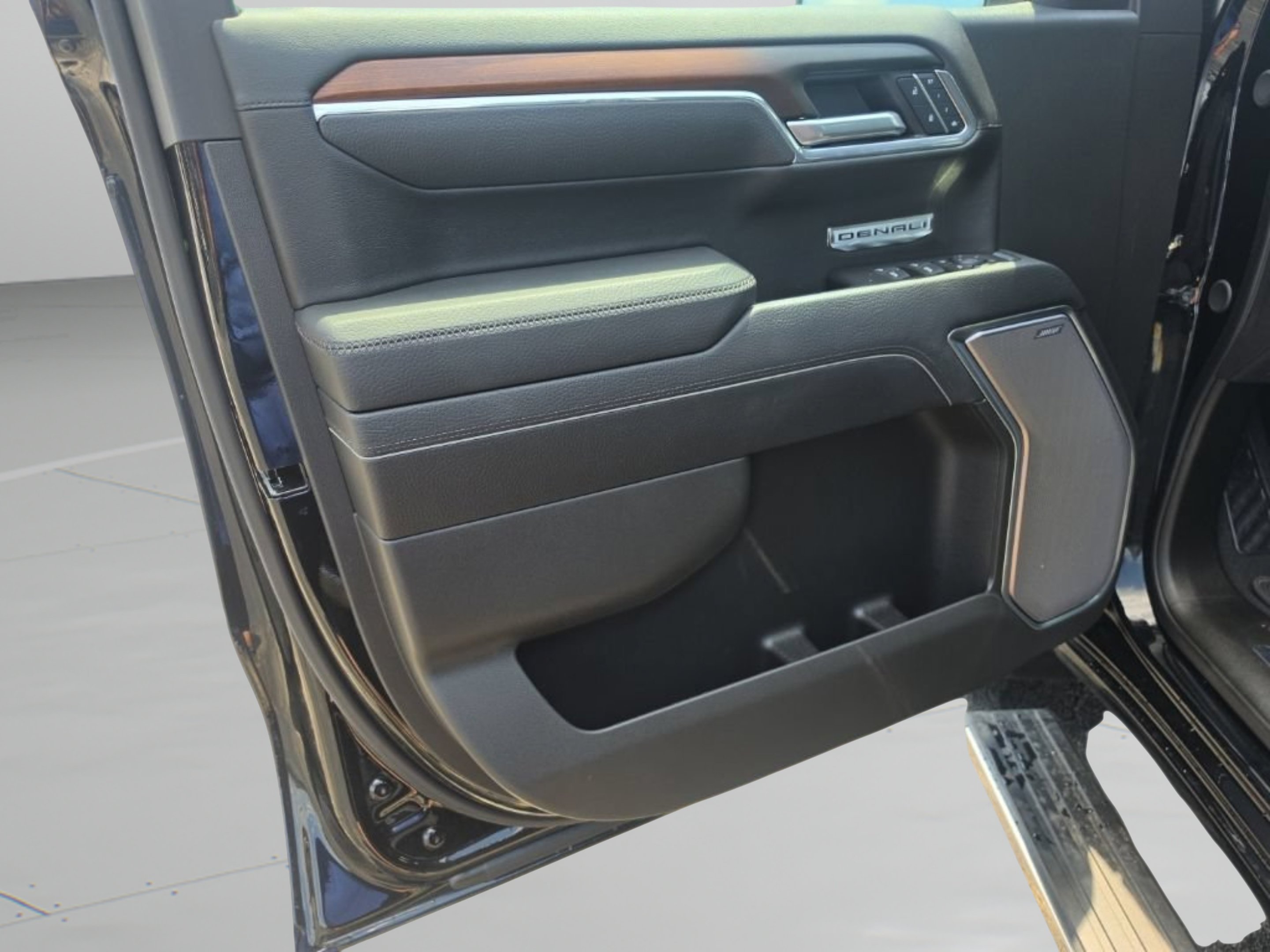 2025 GMC Sierra 1500 Denali - Photo 17