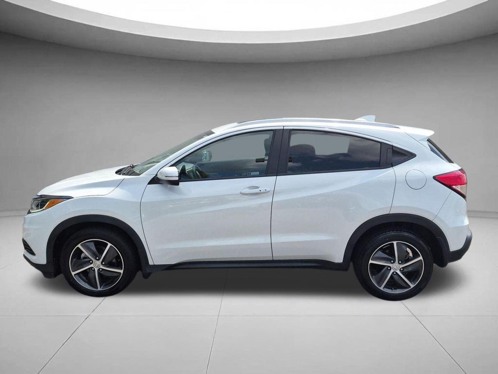 Used 2022 Platinum White Pearl Honda EX image 2