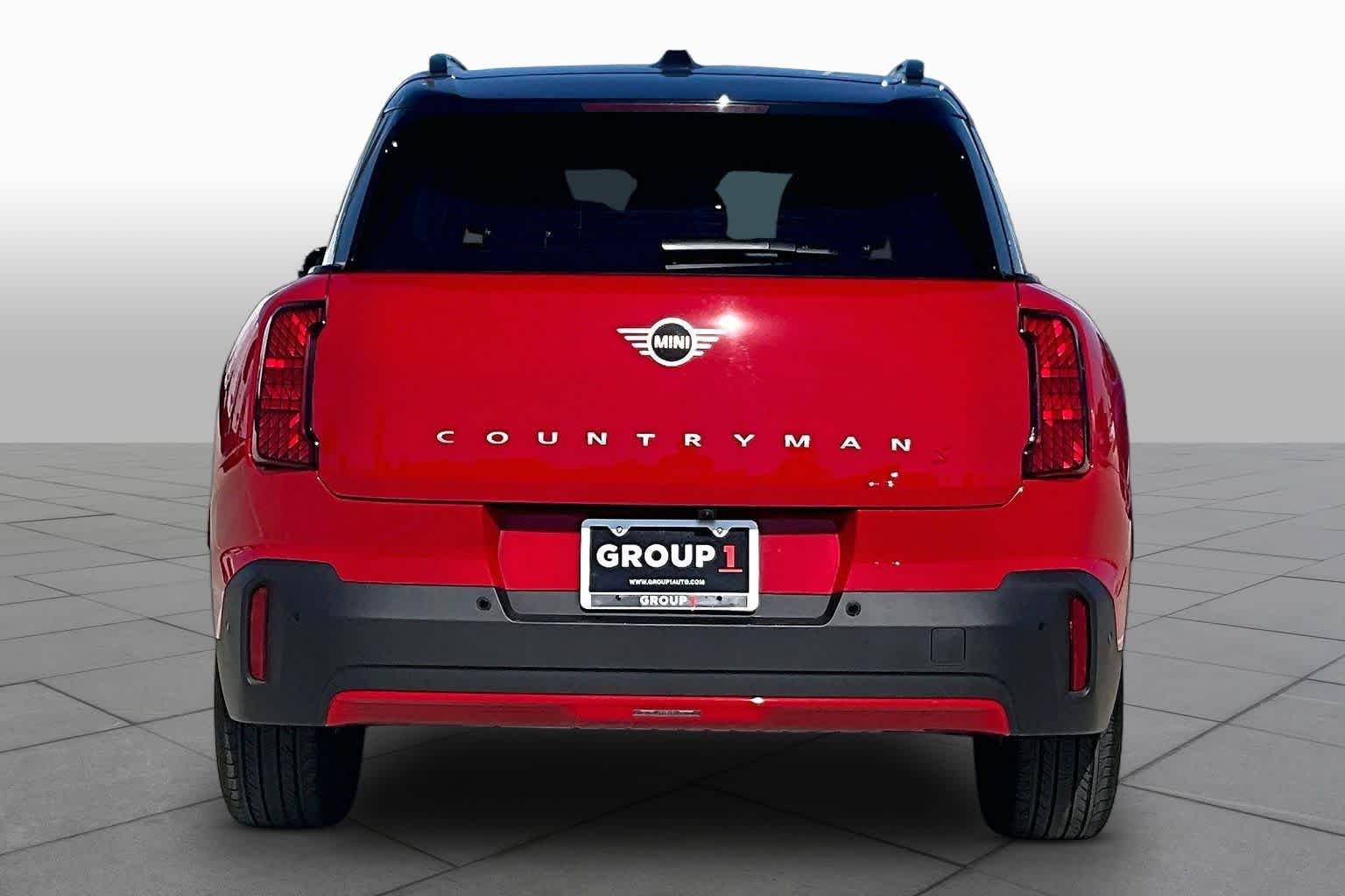 Used 2026 Chili Red II MINI S image 4